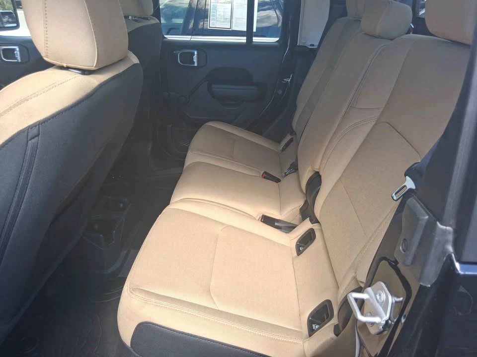 2020 Jeep JT Gladiator - Image 13 of 14
