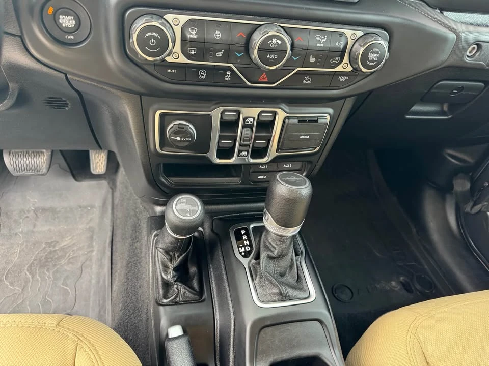 2020 Jeep JT Gladiator - Image 11 of 17