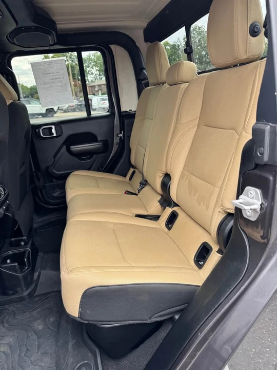 2020 Jeep JT Gladiator - Image 14 of 17
