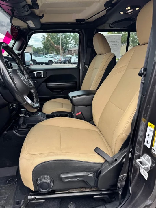 2020 Jeep JT Gladiator - Image 13 of 17