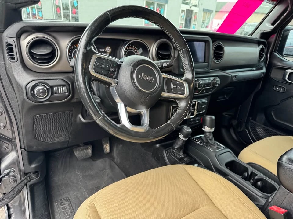 2020 Jeep JT Gladiator - Image 9 of 17