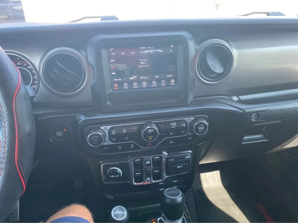 2020 Jeep JT Gladiator - Image 9 of 11