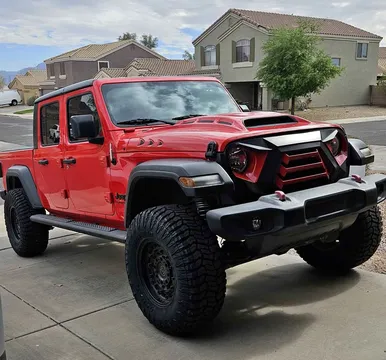 2020 Jeep Gladiator Sport Pickup 4D 5 ft