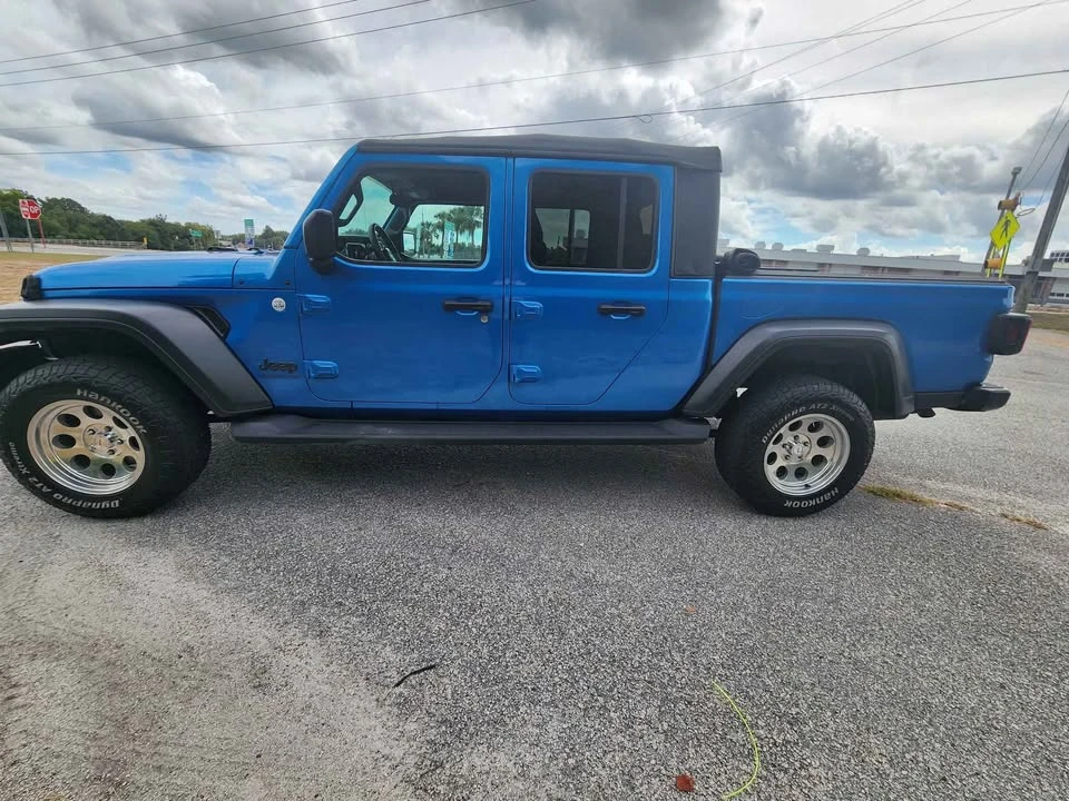 2020 Jeep JT Gladiator - Image 12 of 15