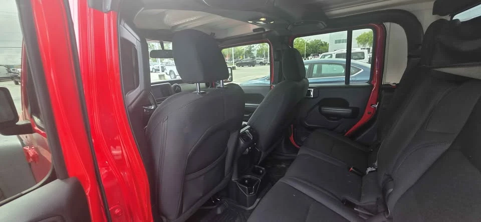 2020 Jeep JT Gladiator - Image 10 of 11