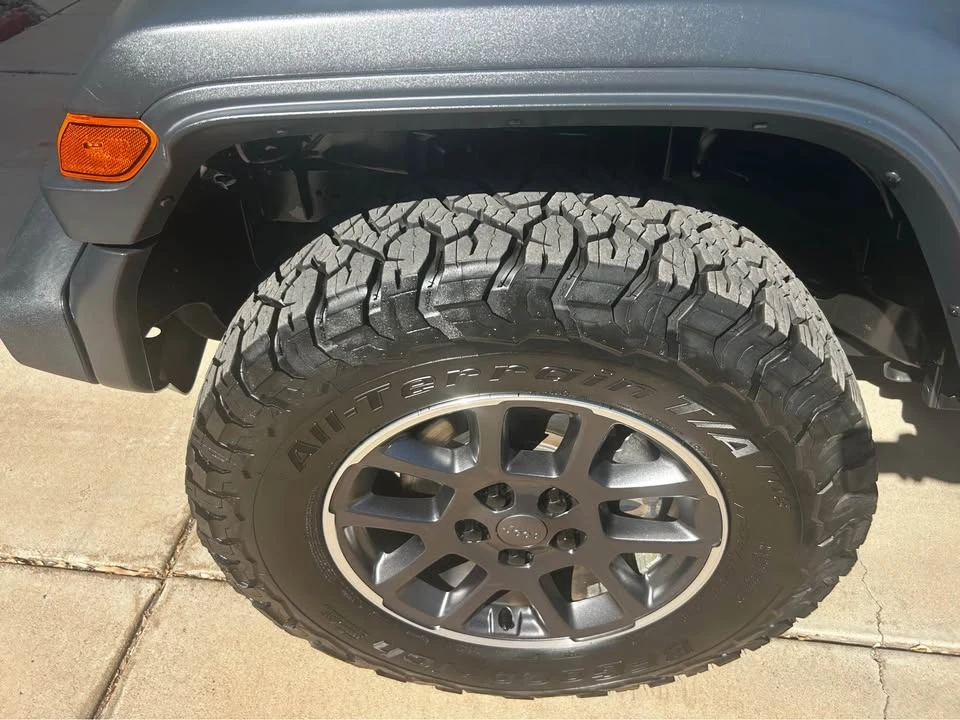 2020 Jeep JT Gladiator - Image 15 of 20