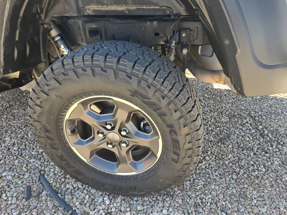 2020 Jeep JT Gladiator - Image 9 of 20
