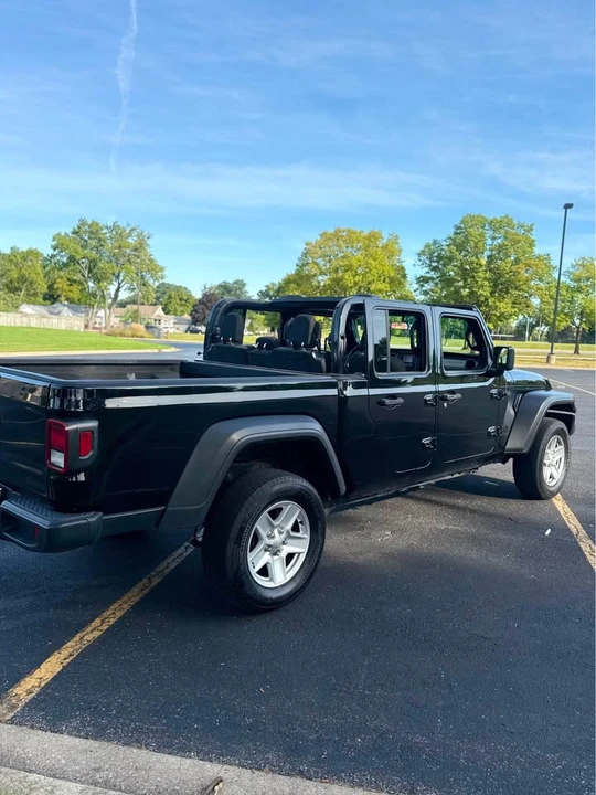 2020 Jeep JT Gladiator - Image 3 of 11