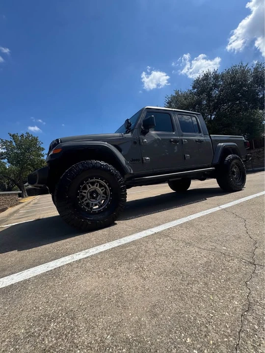 2020 Jeep JT Gladiator - Image 9 of 12