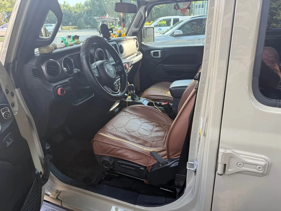 2020 Jeep JT Gladiator - Image 3 of 6