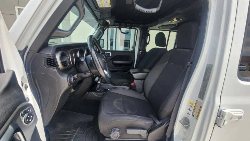 2020 Jeep JT Gladiator - Image 9 of 15