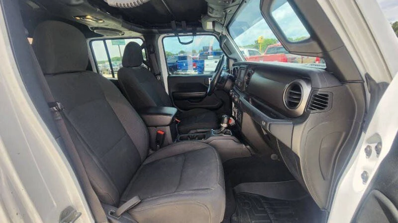 2020 Jeep JT Gladiator - Image 12 of 15
