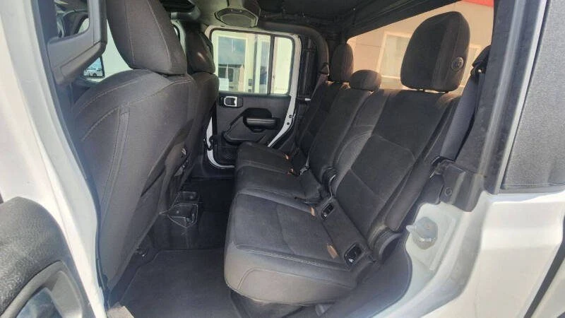 2020 Jeep JT Gladiator - Image 13 of 15