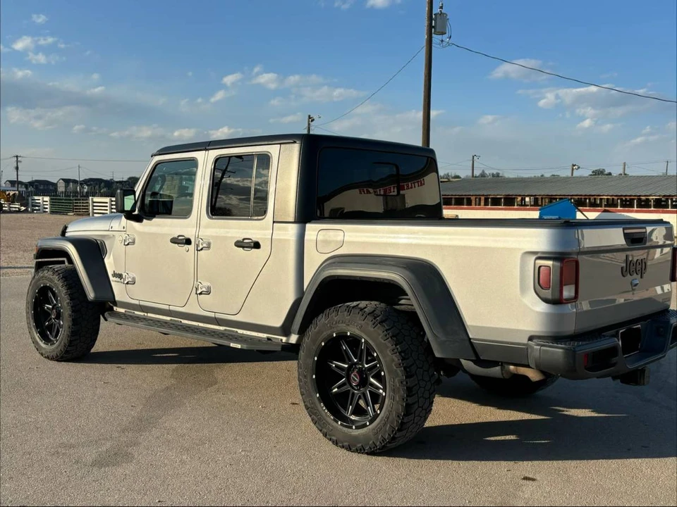 2020 Jeep JT Gladiator - Image 5 of 14