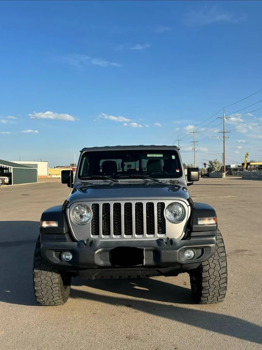 2020 Jeep JT Gladiator - Image 2 of 14