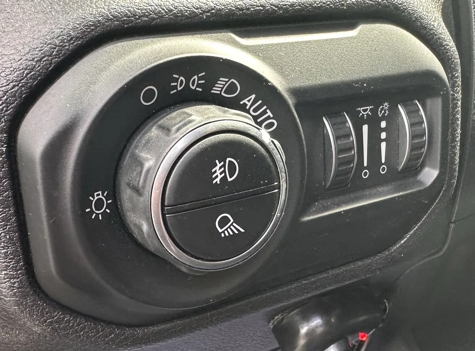 2020 Jeep JT Gladiator - Image 20 of 21