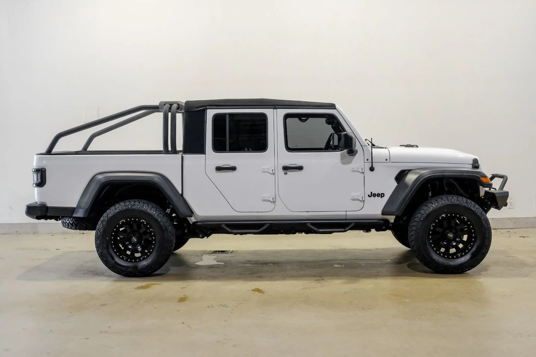 2020 Jeep JT Gladiator - Image 8 of 12