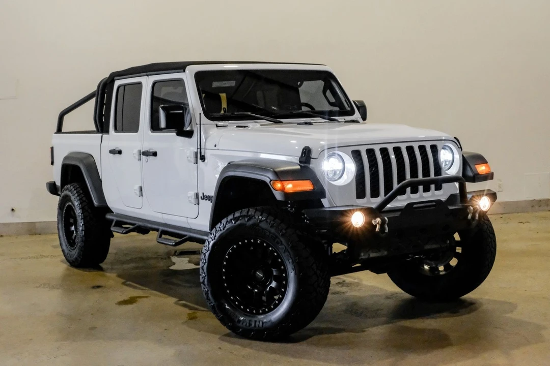 2020 Jeep JT Gladiator - Image 9 of 12