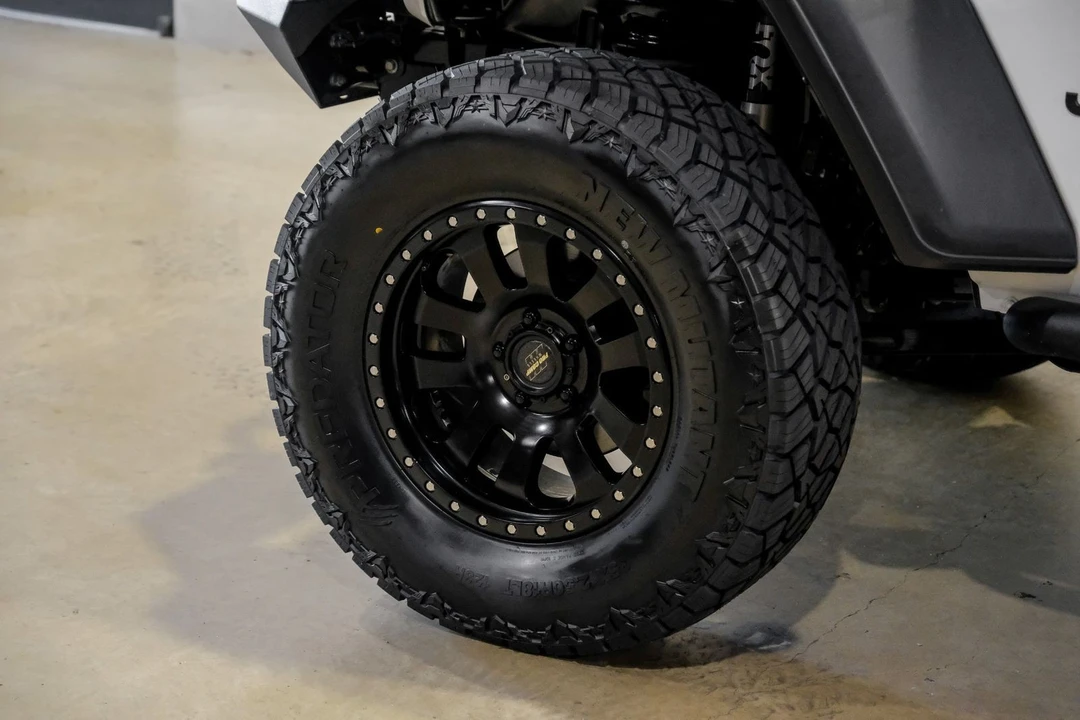 2020 Jeep JT Gladiator - Image 11 of 12
