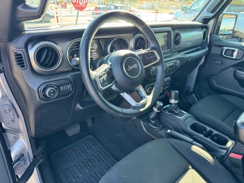 2020 Jeep JT Gladiator - Image 9 of 18