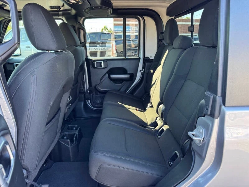 2020 Jeep JT Gladiator - Image 16 of 18