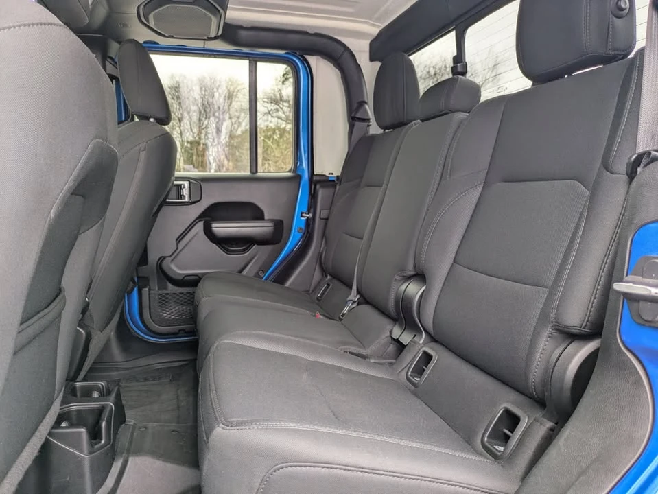 2020 Jeep JT Gladiator - Image 9 of 16