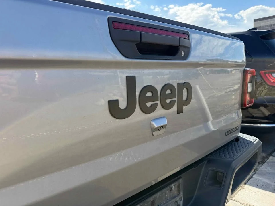 2020 Jeep JT Gladiator - Image 10 of 10