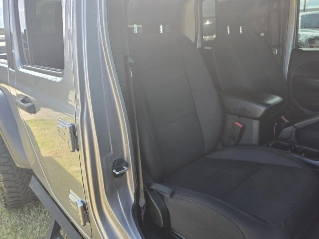 2020 Jeep JT Gladiator - Image 12 of 20