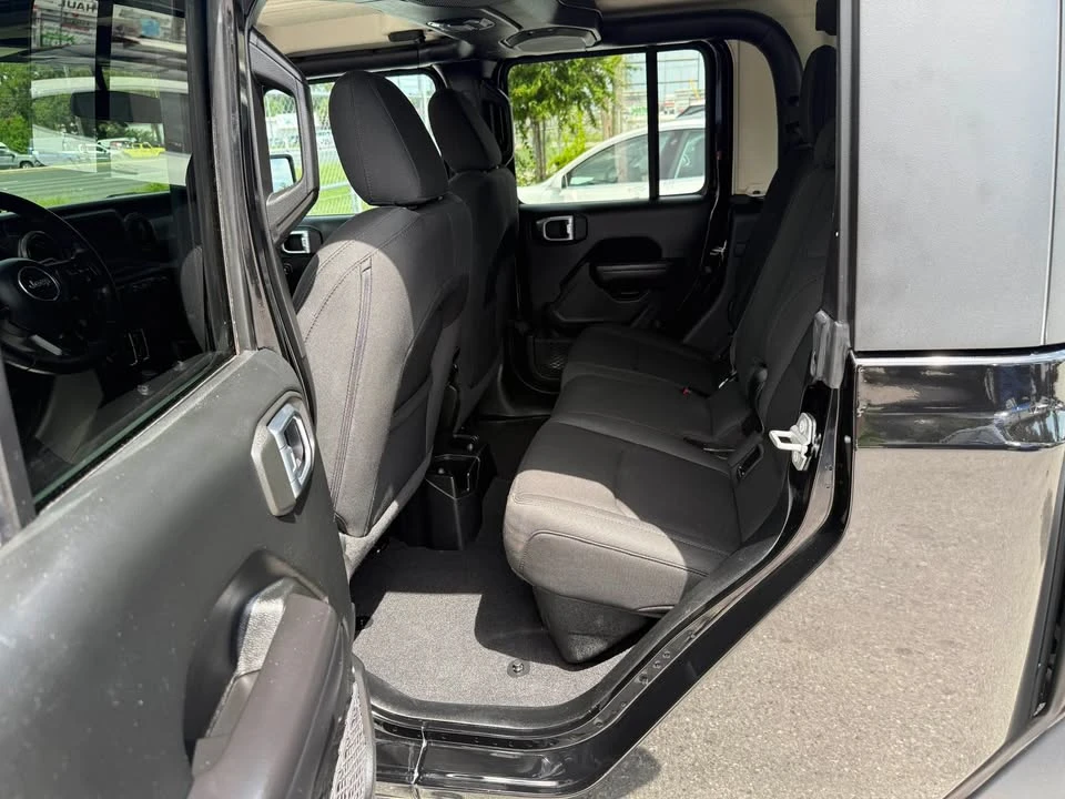 2020 Jeep JT Gladiator - Image 13 of 14