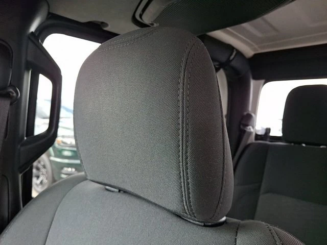 2020 Jeep JT Gladiator - Image 17 of 20