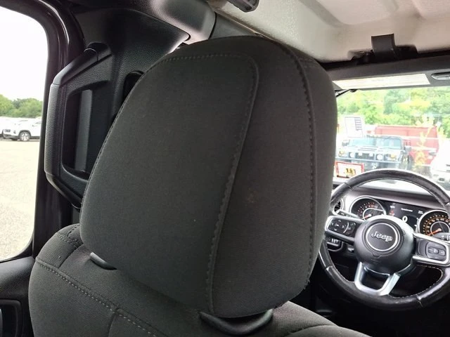 2020 Jeep JT Gladiator - Image 13 of 20