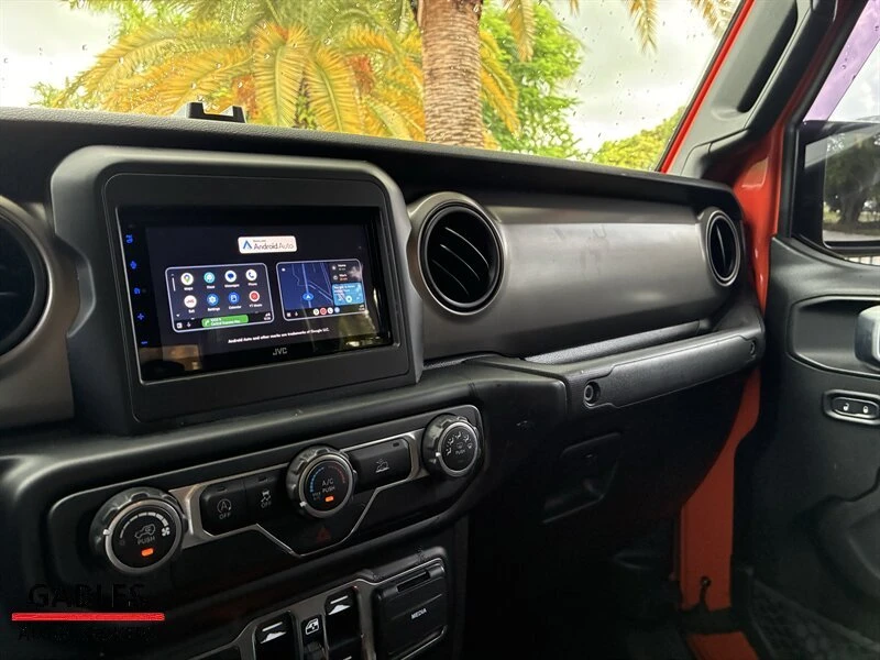 2020 Jeep JT Gladiator - Image 14 of 17