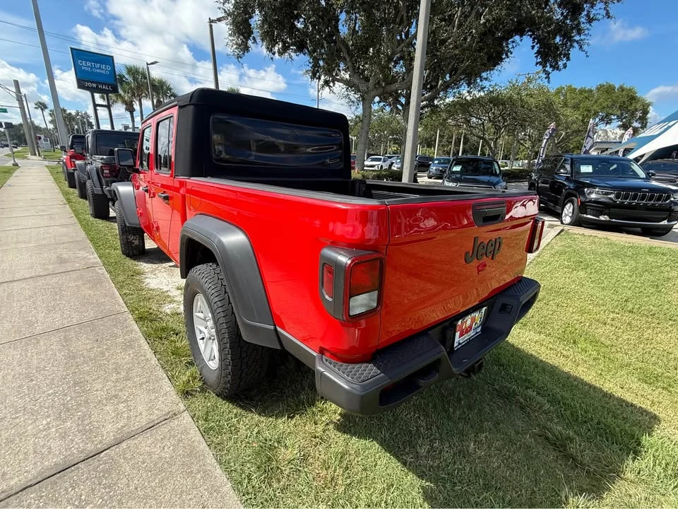 2020 Jeep JT Gladiator - Image 2 of 3