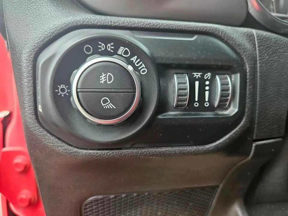 2020 Jeep JT Gladiator - Image 13 of 20