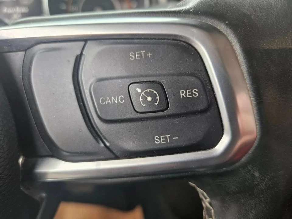 2020 Jeep JT Gladiator - Image 16 of 20