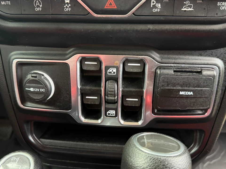 2020 Jeep JT Gladiator - Image 22 of 31