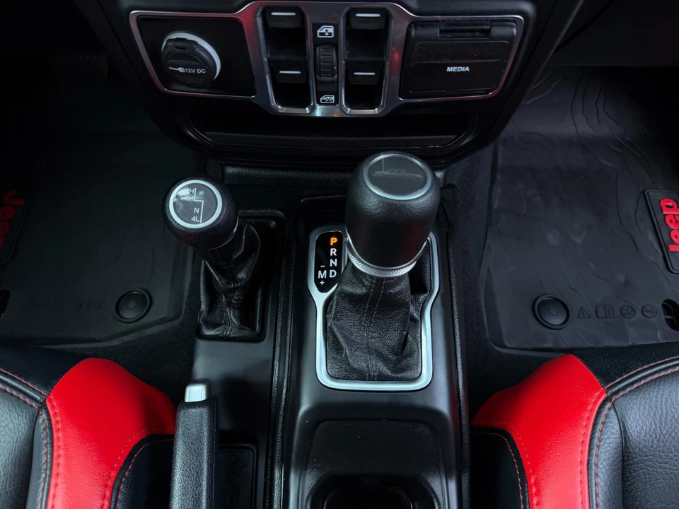 2020 Jeep JT Gladiator - Image 20 of 31