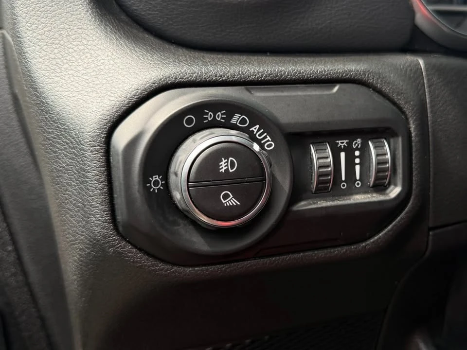 2020 Jeep JT Gladiator - Image 13 of 20