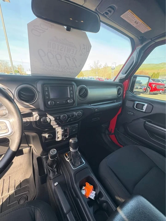 2020 Jeep JT Gladiator - Image 8 of 10