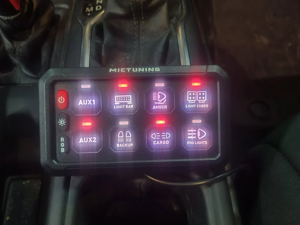 2020 Jeep JT Gladiator - Image 17 of 18