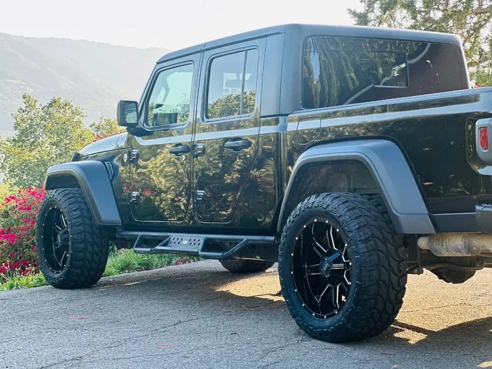 2020 Jeep JT Gladiator - Image 9 of 19