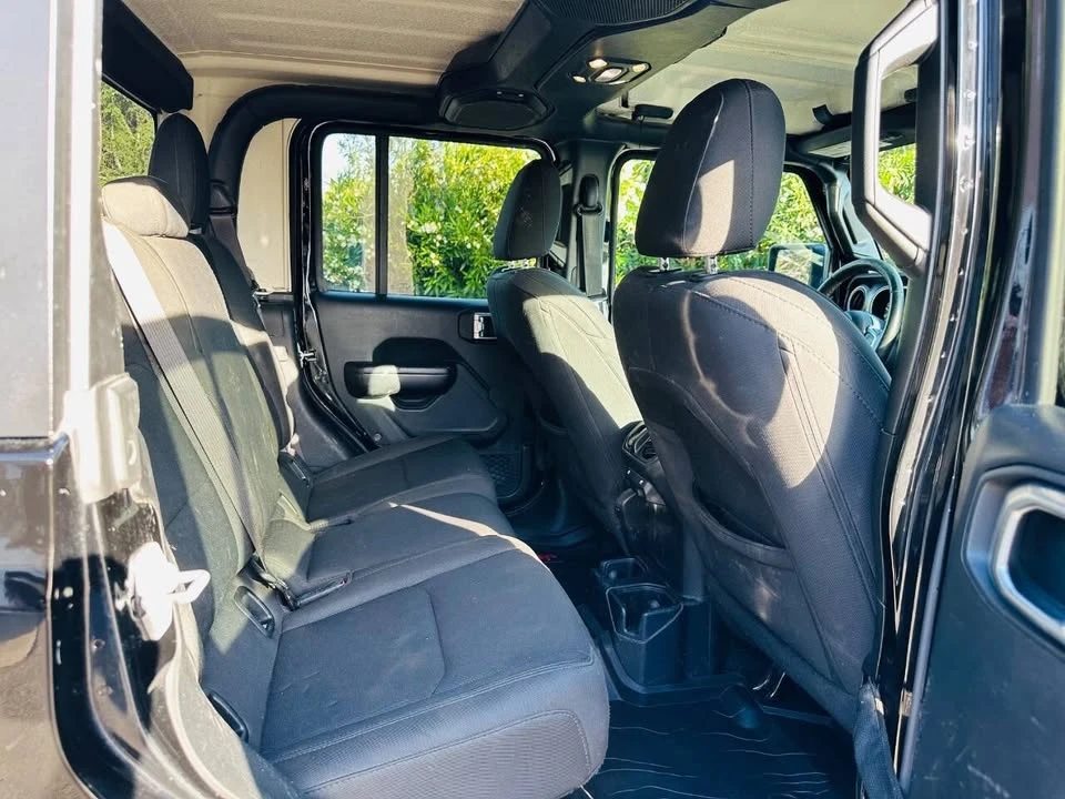 2020 Jeep JT Gladiator - Image 17 of 19