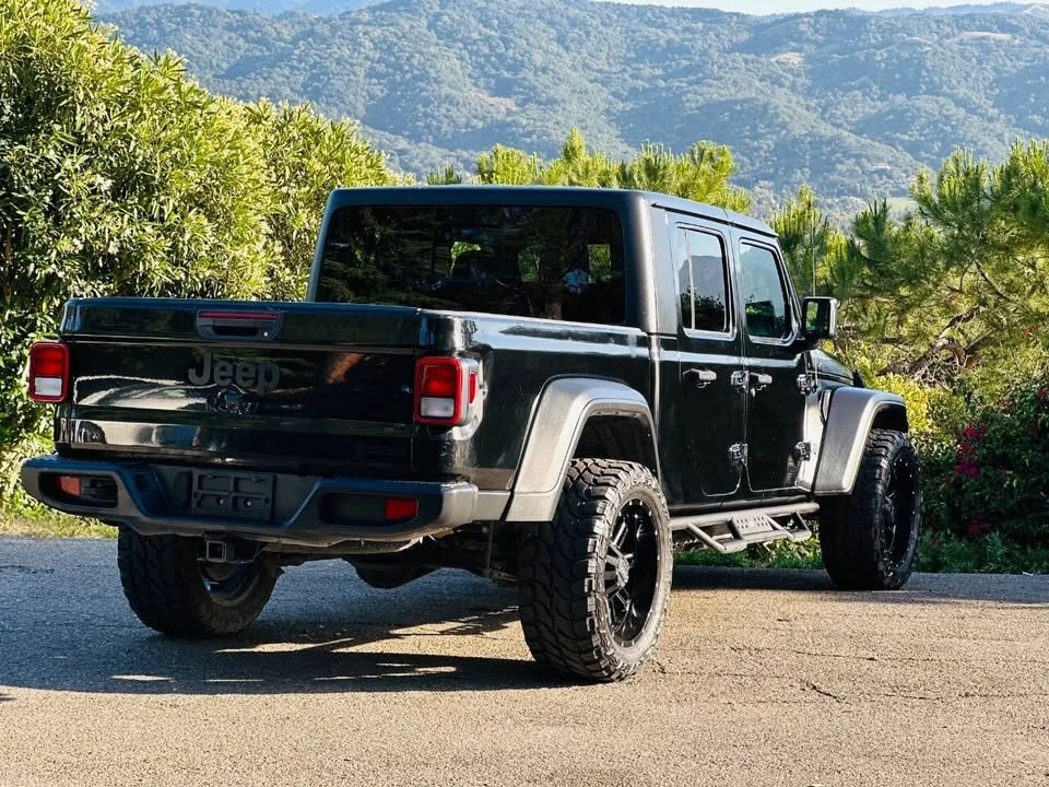 2020 Jeep JT Gladiator - Image 8 of 19