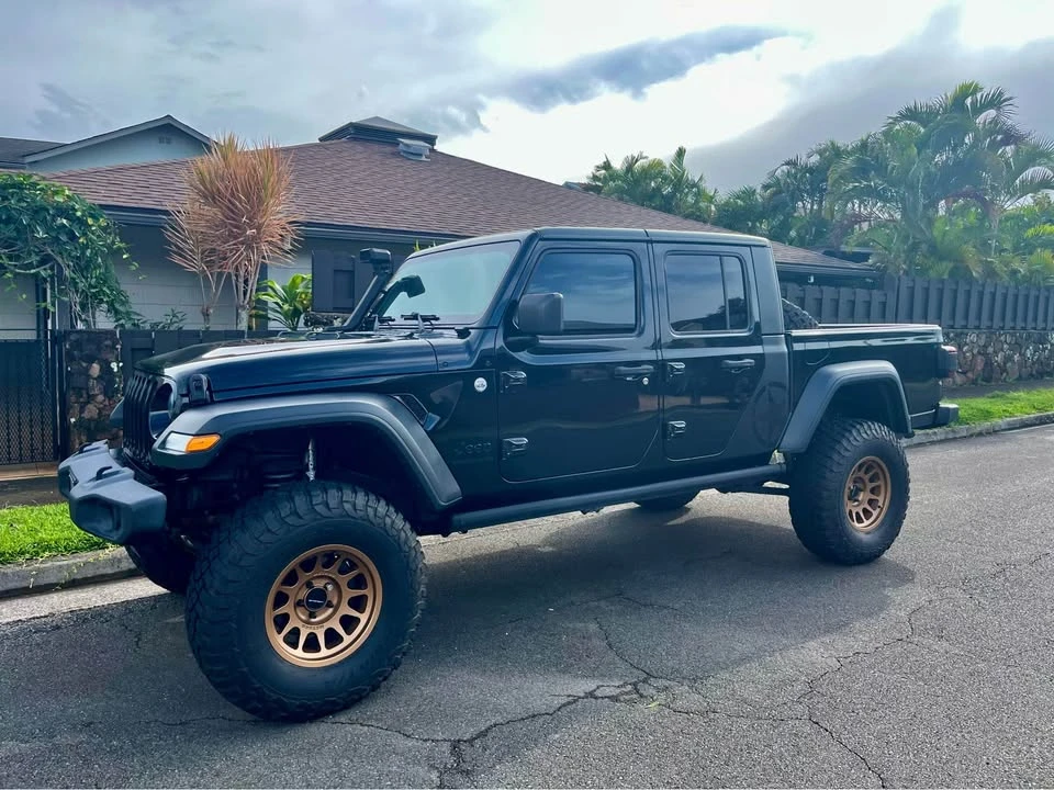 2020 Jeep JT Gladiator - Image 2 of 13