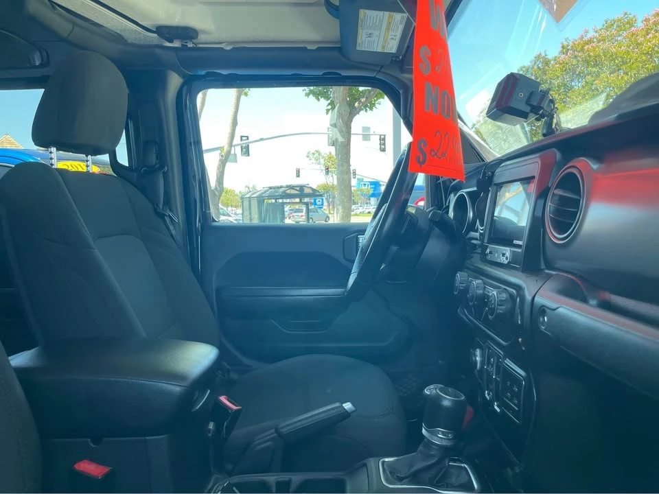 2020 Jeep JT Gladiator - Image 2 of 8