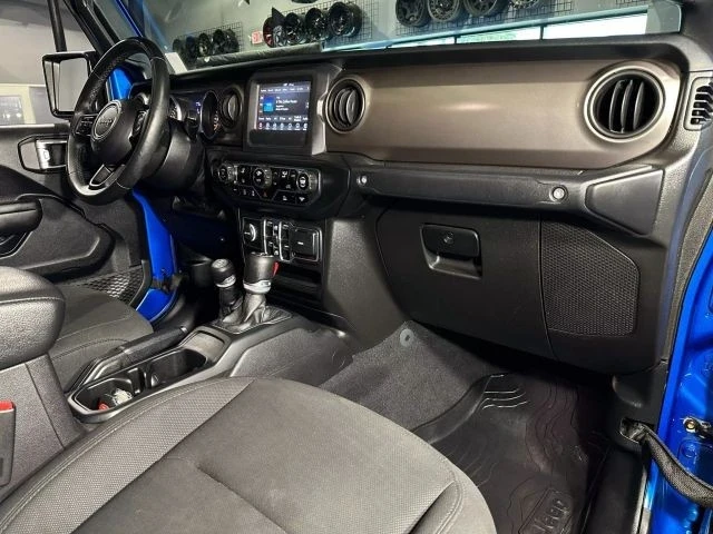 2020 Jeep JT Gladiator - Image 20 of 21