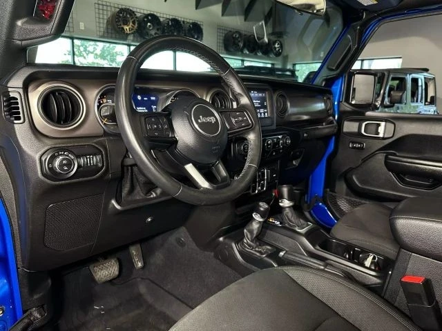 2020 Jeep JT Gladiator - Image 16 of 21