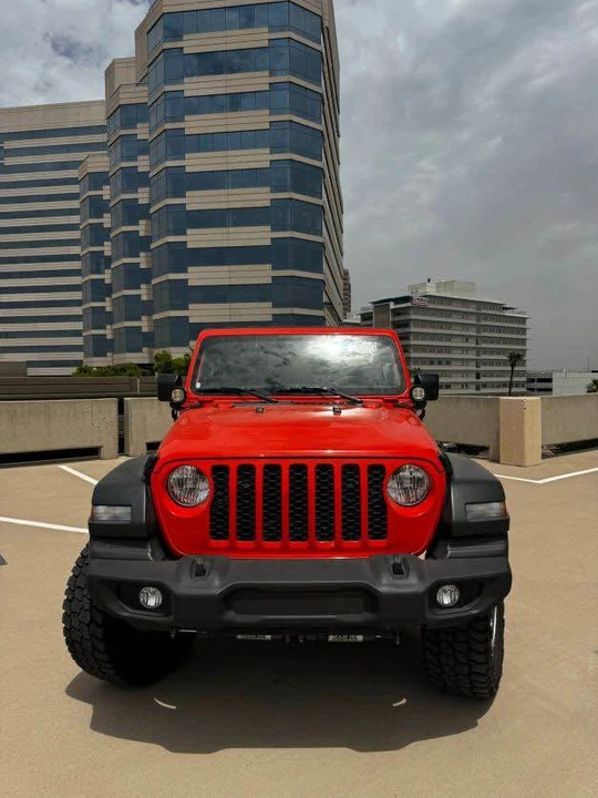 2020 Jeep JT Gladiator - Image 2 of 9