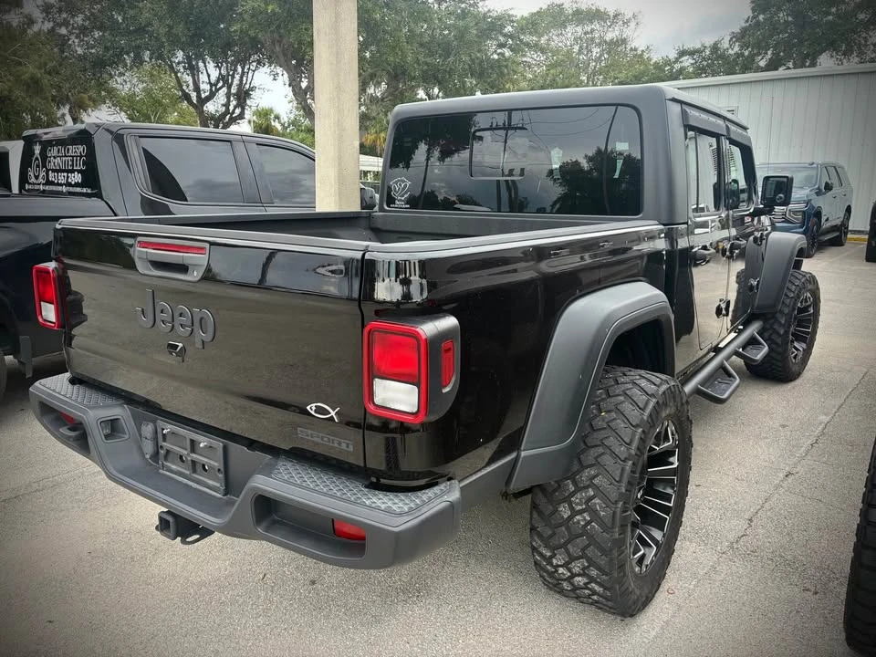 2020 Jeep JT Gladiator - Image 4 of 9