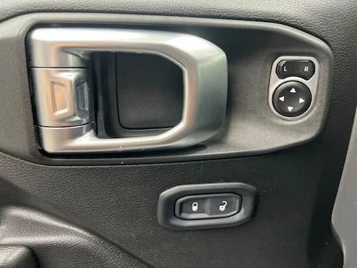 2020 Jeep JT Gladiator - Image 19 of 20